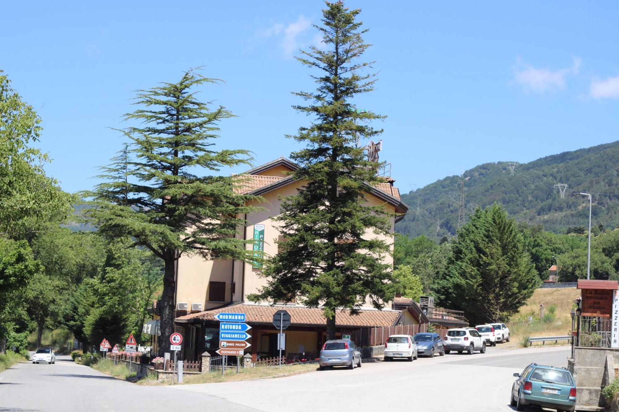 Regina Hotel Pollino Morano Calabro Exterior photo