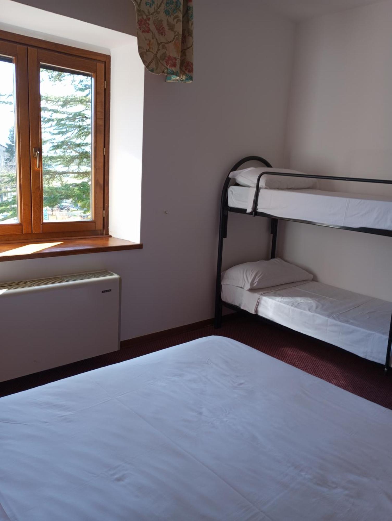 Regina Hotel Pollino Morano Calabro Exterior photo